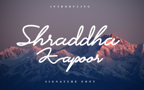Shraddha Kapoor: A Handwritten Font for Elegant Campaigns